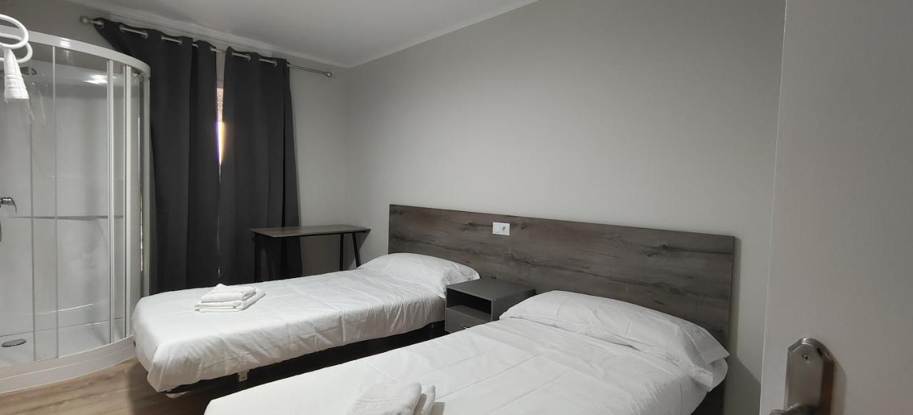 Mega Figueres Hotel Figueras Exterior foto